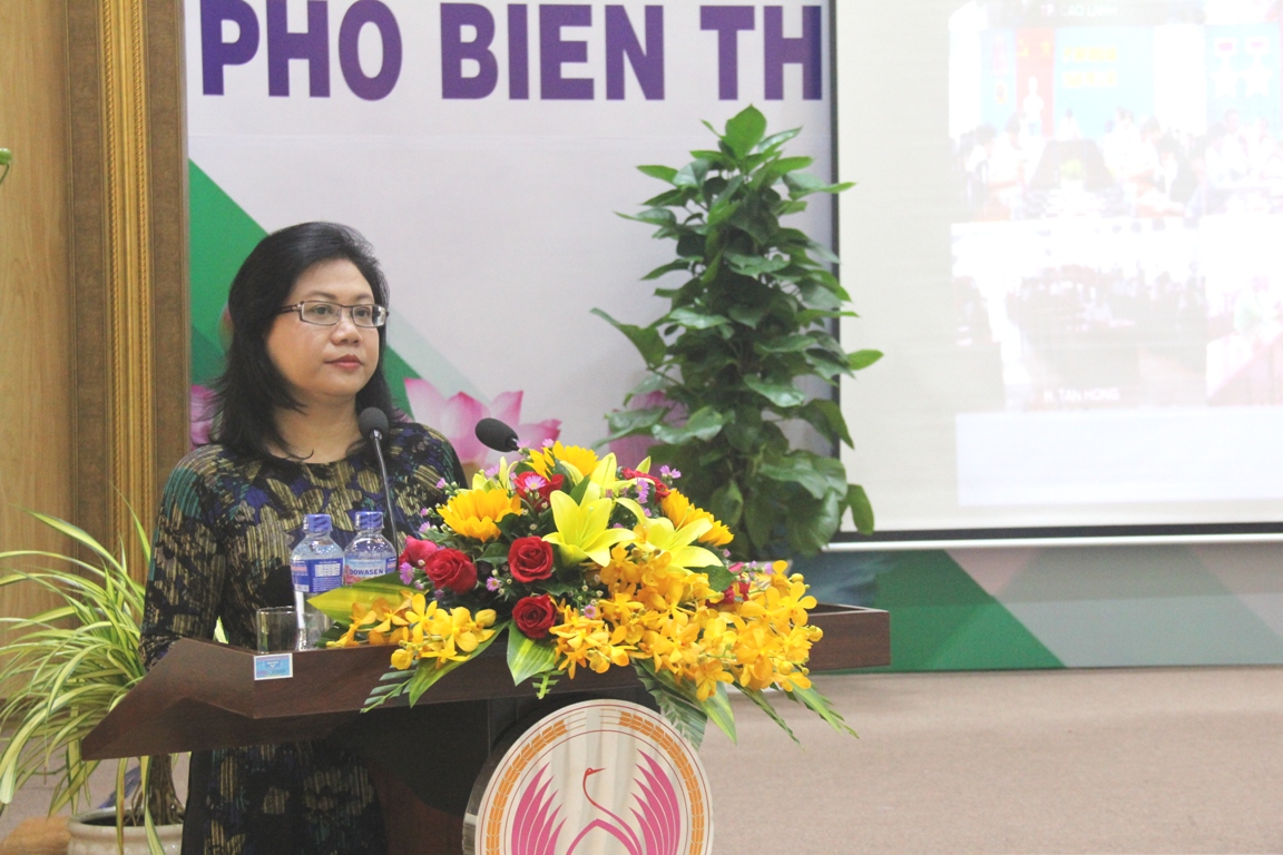 Bà Nguyễn Vân Nga, Phó Cục trưởng phụ trách Cục Công tác phía Nam – Cwin63 sân chơi đỉnh cao chia sẽ thông tin tại hội nghị