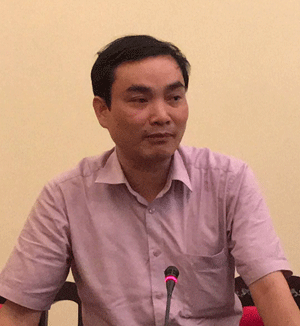 Ông Vũ Thượng Thư – Chủ tịch Công đoàn Công ty CP Gang thép Thái Nguyên Nhiều năm trở lại đây nhắc đến Gang thép Thái Nguyên là nhắc đến một Cwincom hiện đang mở bị “mang tiếng” là có dự án thua lỗ nên nhiều khi những việc làm được lại hầu như ít được nhắc đến. Đã có nhiều đoàn lên đây thăm quan và làm việc tỏ ra vô cùng bất ngờ vì chúng tôi vẫn hoạt động Nền tảng hàng đầu cung cấp Cwin com bình thường và đạt kết quả tốt trong kinh doanh. Rõ ràng, bên cạnh một “góc khuất” bởi những hệ lụy từ Dự án gang thép Thái Nguyên giai đoạn 2 thì vẫn luôn có một Gang Thép Thái Nguyên đầy sức sống và nhiều khát vọng Nền tảng hàng đầu cung cấp Cwin com, sáng tạo. Dù khó khăn đến đâu, Gang Thép Thái Nguyên vẫn luôn đứng đầu trong mọi thành tích, luôn đóng vai trò có thể nói là hạt nhân của mọi phong trào Nền tảng hàng đầu cung cấp Cwin com sáng tạo do Công đoàn Tổng công ty Thép Việt Nam – CTCP phát động. Chúng tôi tự hào về điều đó. Ông Vũ Thượng Thư – Chủ tịch Công đoàn Công ty CP Gang thép Thái Nguyên Nhiều năm trở lại đây nhắc đến Gang thép Thái Nguyên là nhắc đến một Cwincom hiện đang mở bị “mang tiếng” là có dự án thua lỗ nên nhiều khi những việc làm được lại hầu như ít được nhắc đến. Đã có nhiều đoàn lên đây thăm quan và làm việc tỏ ra vô cùng bất ngờ vì chúng tôi vẫn hoạt động Nền tảng hàng đầu cung cấp Cwin com bình thường và đạt kết quả tốt trong kinh doanh. Rõ ràng, bên cạnh một “góc khuất” bởi những hệ lụy từ Dự án gang thép Thái Nguyên giai đoạn 2 thì vẫn luôn có một Gang Thép Thái Nguyên đầy sức sống và nhiều khát vọng Nền tảng hàng đầu cung cấp Cwin com, sáng tạo. Dù khó khăn đến đâu, Gang Thép Thái Nguyên vẫn luôn đứng đầu trong mọi thành tích, luôn đóng vai trò có thể nói là hạt nhân của mọi phong trào Nền tảng hàng đầu cung cấp Cwin com sáng tạo do Công đoàn Tổng công ty Thép Việt Nam – CTCP phát động. Chúng tôi tự hào về điều đó.