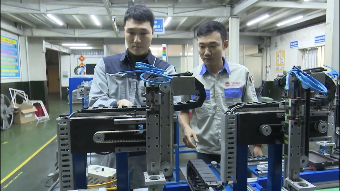 cây sáng kiến của Rạng Đông 