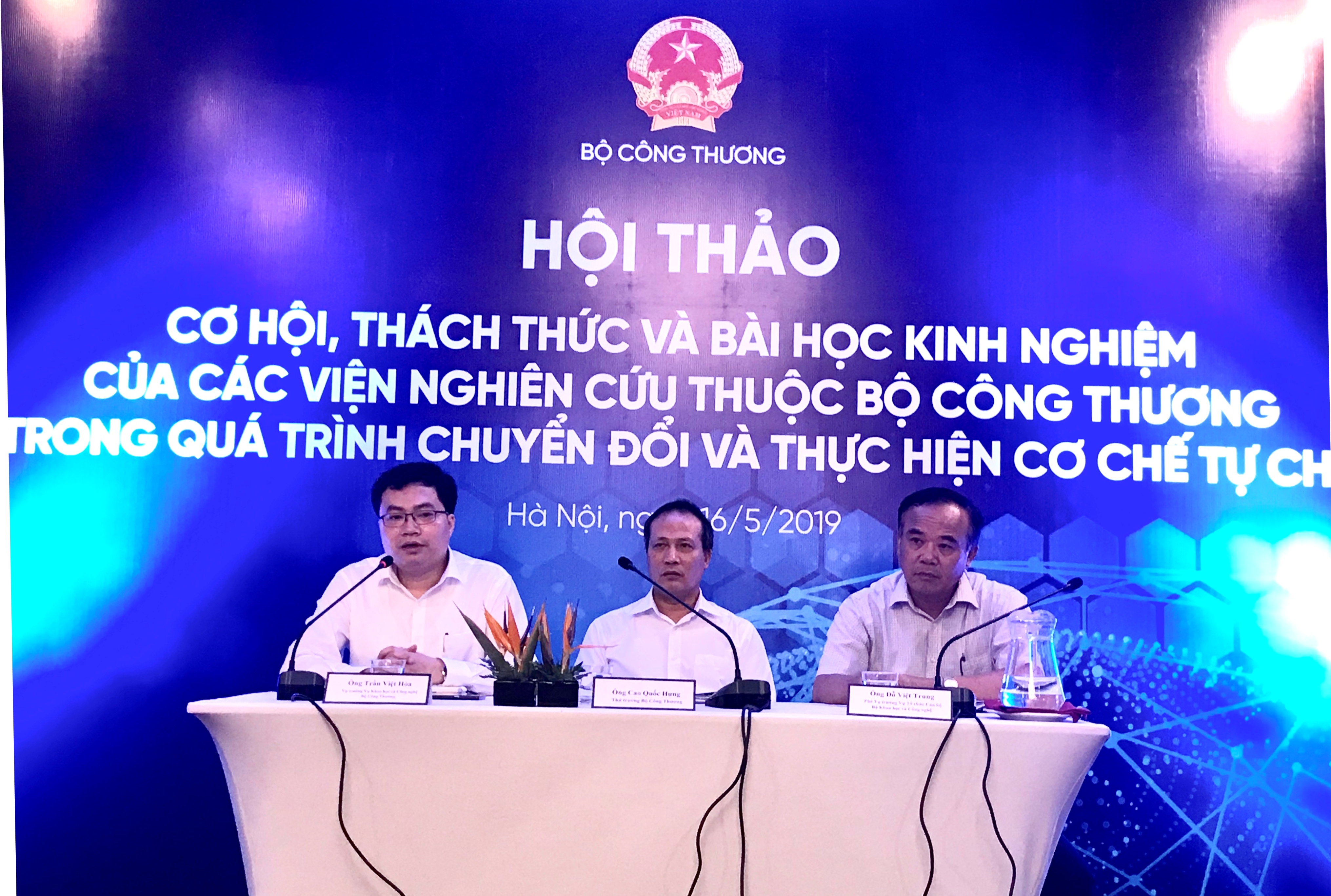 cơ chế tự chủ viện