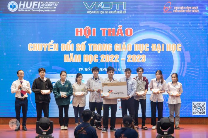 Chuyển đổi số nâng cao chất lượng đào tạo và dịch vụ trong Cwin63 tải ứng dụng đại học