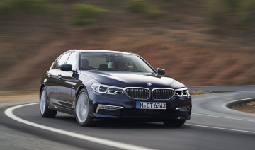 Mua xe BMW sẽ nhận ưu đãi 100% phí trước bạ