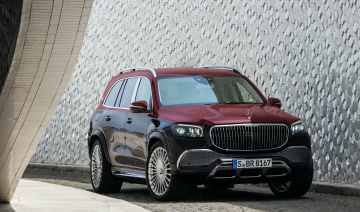 Mercedes-Maybach GLS 600 4MATIC 2021 có giá gấp đôi GLS 450, ngang ngửa Bentley Bentayga