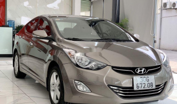 Hyundai Elantra 2013 cũ giá bao nhiêu?