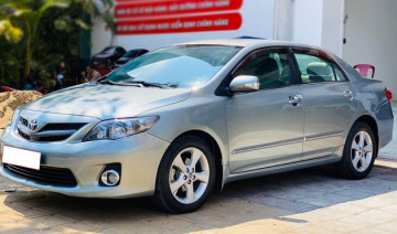 Toyota Corolla Altis đời 2010 giá bao nhiêu?