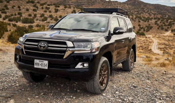 Toyota Land Cruiser mới sẽ ra mắt vào tháng 4/2021?