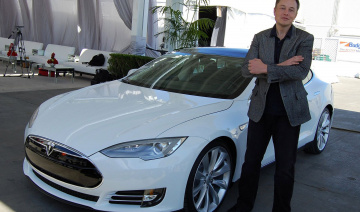 CEO Tesla - Elon Musk vượt Bill Gates trong danh sách người giàu nhất thế giới