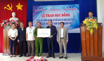 Quỹ Toyota Việt Nam trao Nhà cái cá cược cá độ uy tín Nổ hũ, Bắn Cá và Game Bài Cwin.com hơn 400 triệu đồng cho học sinh Quảng Ngãi