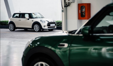 MINI Cooper 3 cửa và One 5 cửa mới cập bến Việt Nam