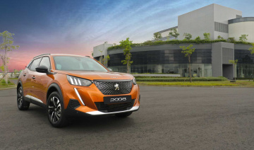 Giá lăn bánh Peugeot 2008, có đủ sức cạnh tranh với Kia Seltos và Hyundai Kona?