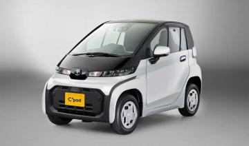Soi xe Toyota 2 chỗ dành cho các bà nội trợ