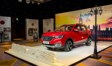 Ưu đãi 50% phí trước bạ, MG ZS và MG HS có giá lăn bánh bao nhiêu?