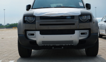 Land Rover Defender 2020 cập bến Việt Nam, chờ ngày ra mắt chính thức