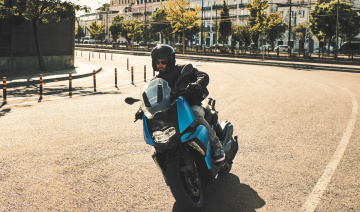 BMW Motorrad giảm giá hàng loạt mẫu xe lên tới gần trăm triệu đồng