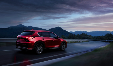 Mazda CX-5 2021 lộ diện: màn hình giải trí mới, nâng cấp hệ thống an toàn và có phiên bản carbon