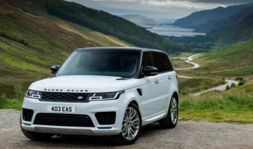 Khách hàng mua xe của Jaguar Land Rover được khuyến mãi lớn trong tháng 8 và 9/2020