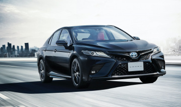 Toyota Camry có phiên bản kỉ niệm 40 năm, nội thất là điểm nhấn
