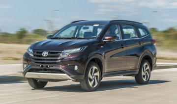 Giá lăn bánh Toyota Rush còn bao nhiêu sau khi giảm giá bán niêm yết?