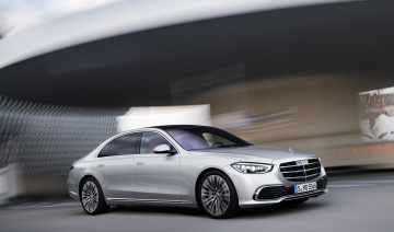 Mercedes-Benz gửi lời xin lỗi tới khách hàng vì phải triệu hồi S-Class thế hệ mới