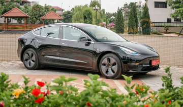 Tesla công bố sản lượng và doanh số năm 2020