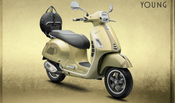 Vespa ra mắt cặp đôi xe kỉ niệm 75 năm, màu sắc và giá bán là điểm nhấn