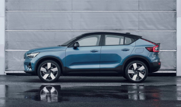 Xe điện Volvo C40 Recharge 2022 chốt giá 1,35 tỷ đồng