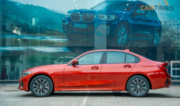 Giá xe BMW 3-Series giảm mạnh tại đại lý, tăng sức cạnh tranh với Mercedes-Benz C-Class