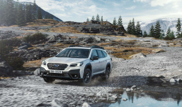 Subaru Outback 2021 cập bến thị trường Việt Nam, nâng cấp trang bị giá gần 2 tỷ dồng