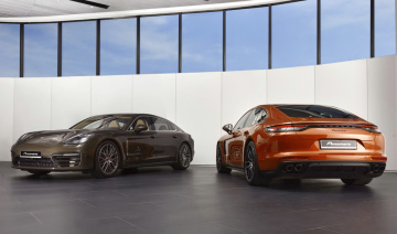 Porsche Panamera phiên bản nâng cấp cập bến thị trường Việt Nam, giá từ 5,3 tỷ đồng