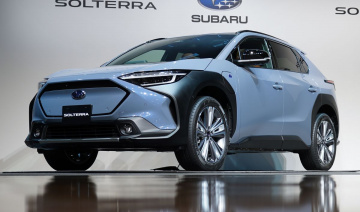 Subaru Solterra EV 2022 ra mắt: Người anh em "sinh đôi" của Toyota bZ4X