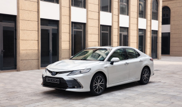 Giá lăn bánh Toyota Camry 2022 vừa ra mắt Việt Nam