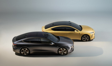 NIO ET5 2023 - đối thủ của Tesla Model 3 với phạm vi hoạt động lên đến 1.000 km