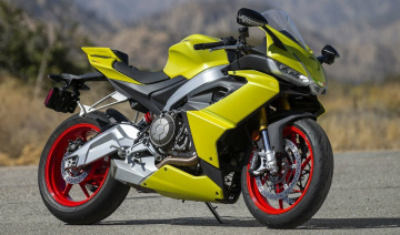 Piaggio Việt Nam chính thức phân phối xe phân khối lớn Aprilia và Moto Guzzi