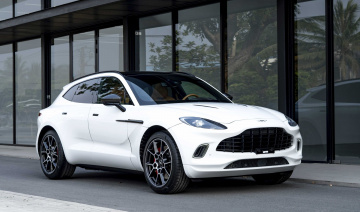 Aston Martin DBX đầu tiên tại Việt Nam lộ diện, thêm lựa chọn cho giới nhà giàu Việt