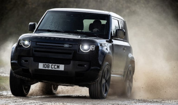 Land Rover Defender V8 trình làng, đối trọng Mercedes-AMG G63