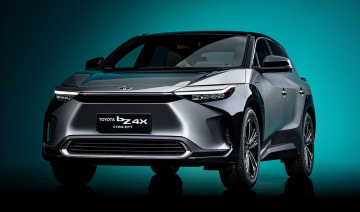 Toyota bZ4X - Chiếc xe điện đầu tiên của hãng xe Nhật