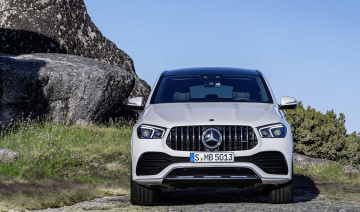 Xem nhanh mẫu SUV Mercedes-AMG GLE 53 4MATIC+ Coupe 2021 vừa ra mắt Việt Nam