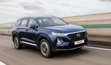 Hyundai SantaFe lập lại trật tự trong phân khúc SUV 7 chỗ tháng 4/2021
