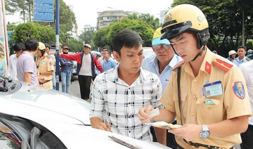 Mức xử phạt lỗi không mang giấy đăng ký xe khi tham gia Cwincom Cá cược thể thao là bao nhiêu?