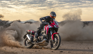 Honda ra mắt xe mô tô địa hình, "chiến binh đường trường" Africa Twin tại Việt Nam