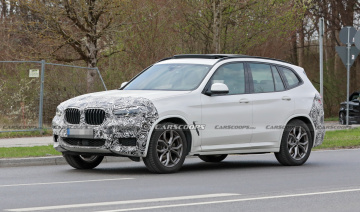 BMW X3 bản nâng cấp xuất hiện ít nguỵ trang hơn, lộ diện trang bị mới
