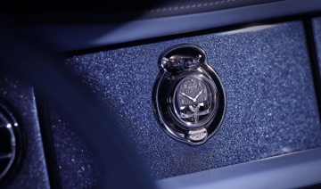 Kiệt tác đồng hồ trên siêu phẩm cực giới hạn Rolls-Royce Boat Tail