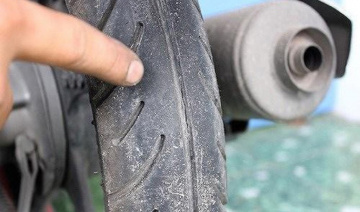 Dấu hiệu cho thấy cần phải thay lốp xe máy mới