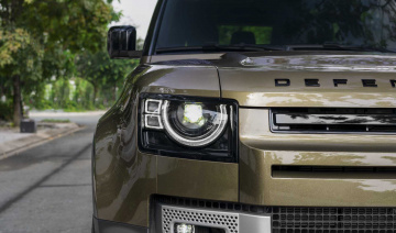 Land Rover Defender 90 sắp cập bến thị trường Việt Nam, giá từ 3,935 tỷ đồng