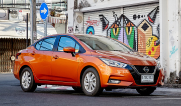 Đánh giá chi tiết Nissan Almera 2021 vừa lăn bánh tại Việt Nam