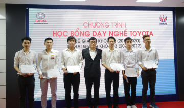 Quỹ Toyota Việt Nam và CĐ Cơ điện Hà Nội thông báo tuyển sinh “Học bổng dạy nghề Toyota”