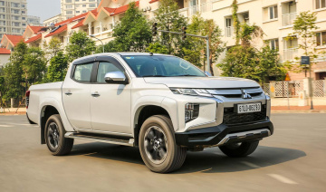 Giá xe Mitsubishi tháng 8/2021: Tặng quà, hỗ trợ phí trước bạ khi mua xe