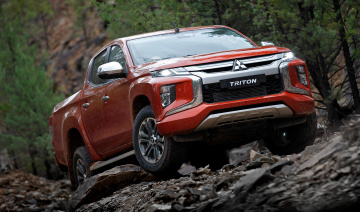Mitsubishi Motors Việt Nam giới thiệu dịch vụ hỗ trợ tài chính MAF
