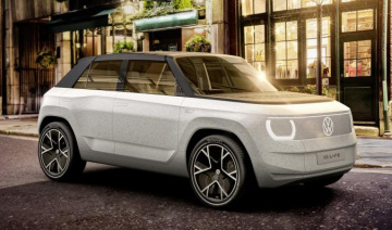 Volkswagen ID. Life - Xe đô thị chạy điện giá siêu rẻ