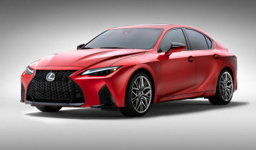 Lexus IS 500 F Sport Performance 2022 chốt giá từ 1,28 tỷ VNĐ